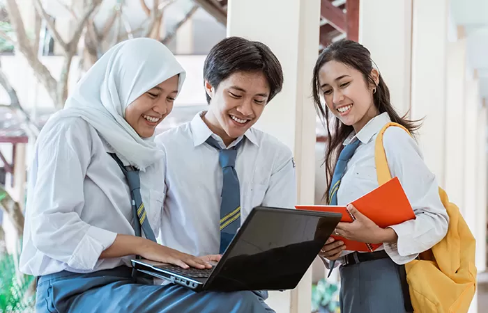 SMK Negeri 1 Indonesia Catat Peningkatan Kelulusan ke Perguruan Tinggi Negeri